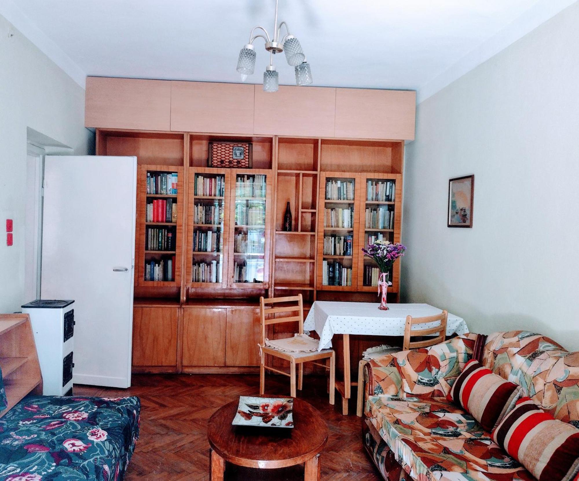 Era Echoes - Preserved Historical Apartment Tirana Exterior foto